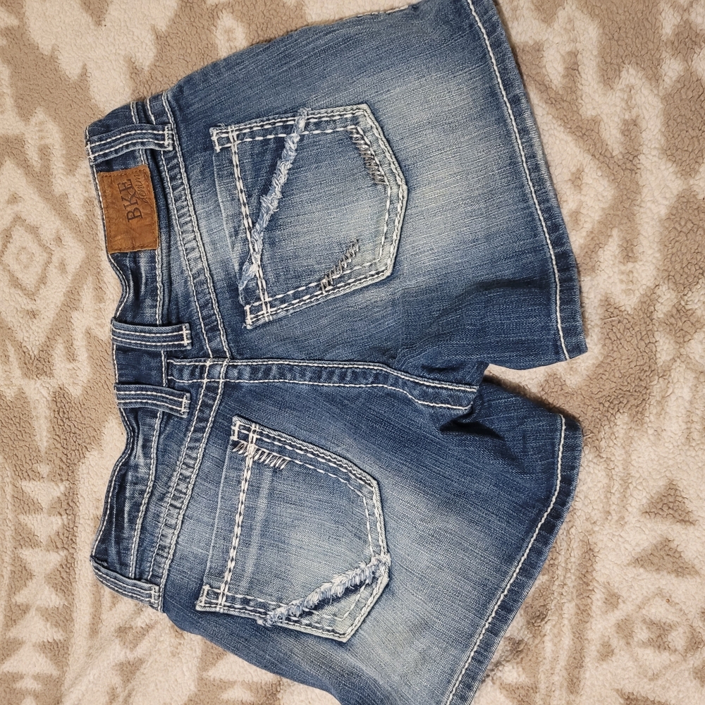 BKE Culture Women's Denim Shorts in Blue - Picture 5 of 10